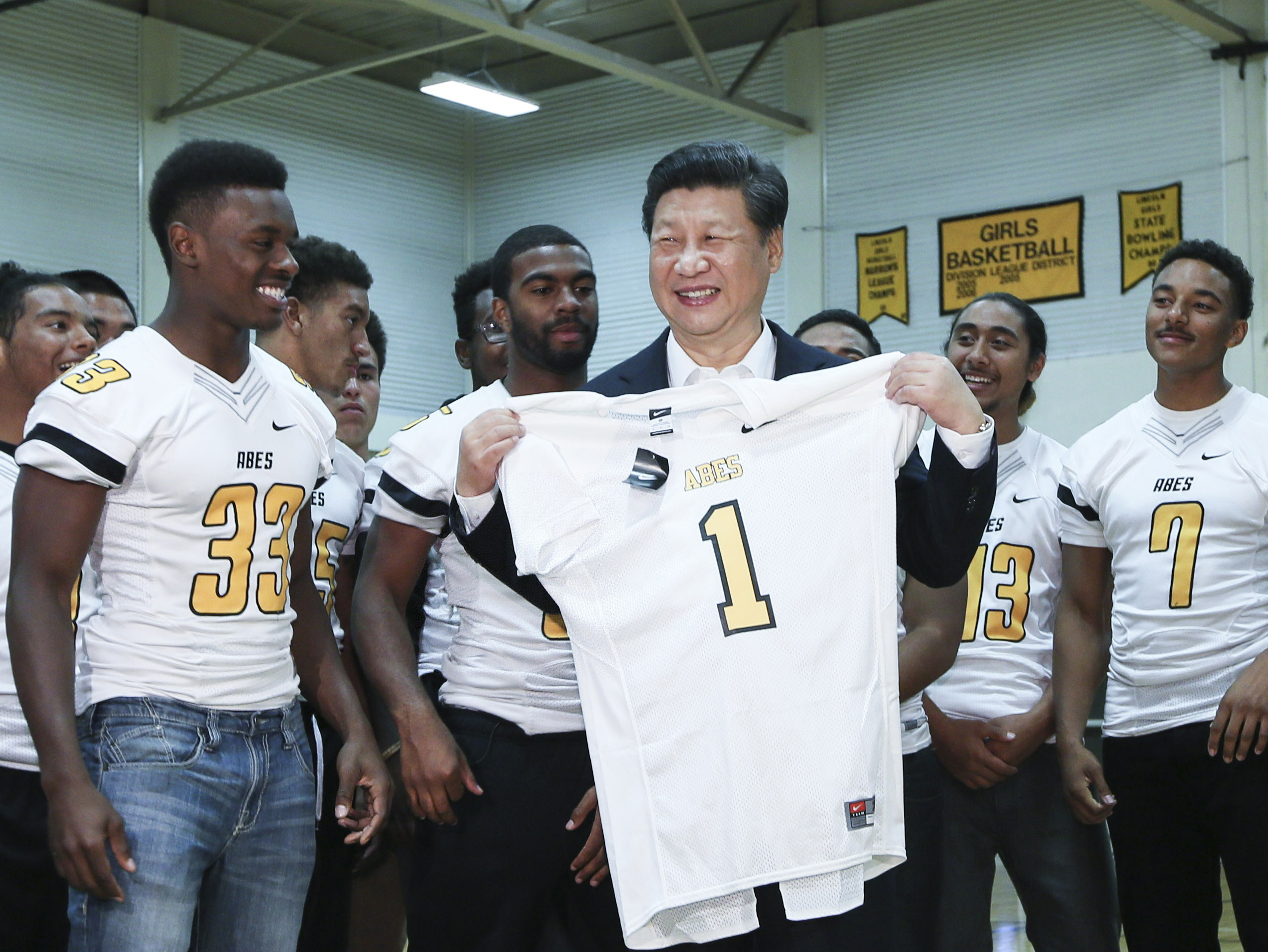 |利来利往两句话怎么讲的天天学习｜这所美国中学师生同习主席结